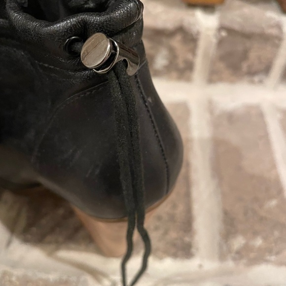 Tsubo x Tim Weiland Royse Leather Ankle Booties Size 6.5 - Picture 4 of 12